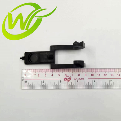 la macchina di BANCOMAT 49225258000F parte il doppio della forcella di Diebold individua 49-225258000F