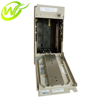 Il BANCOMAT parte i contanti di BANCOMAT di Hitachi che riciclano i pezzi di ricambio HT-3842-WRB del salvadanaio della macchina