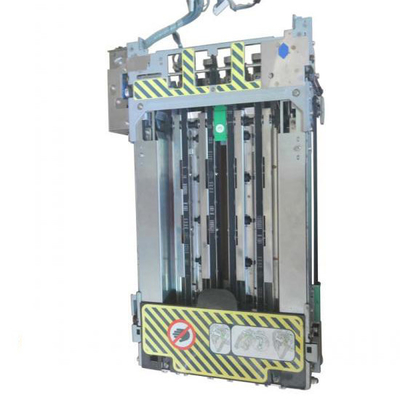 Il BANCOMAT il Pre-accettore 354N 009-0028585 009-0027557 dell'ncr GBRU dei pezzi meccanici