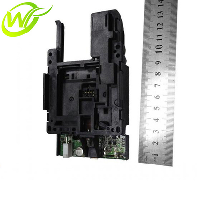 L'ncr dei pezzi meccanici di BANCOMAT IMMERGE il lettore che di Smart Card il BANCOMAT parte 445-0704253 4450704253