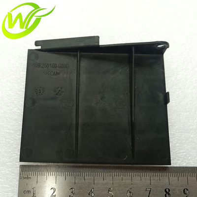 la macchina di BANCOMAT 49250180000D parte il lato LONTANO 49242427000A-05 dell'imbuto della lastra di Diebold